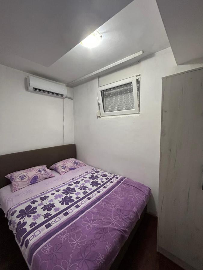 Apartment Sara Podgorica Exteriör bild