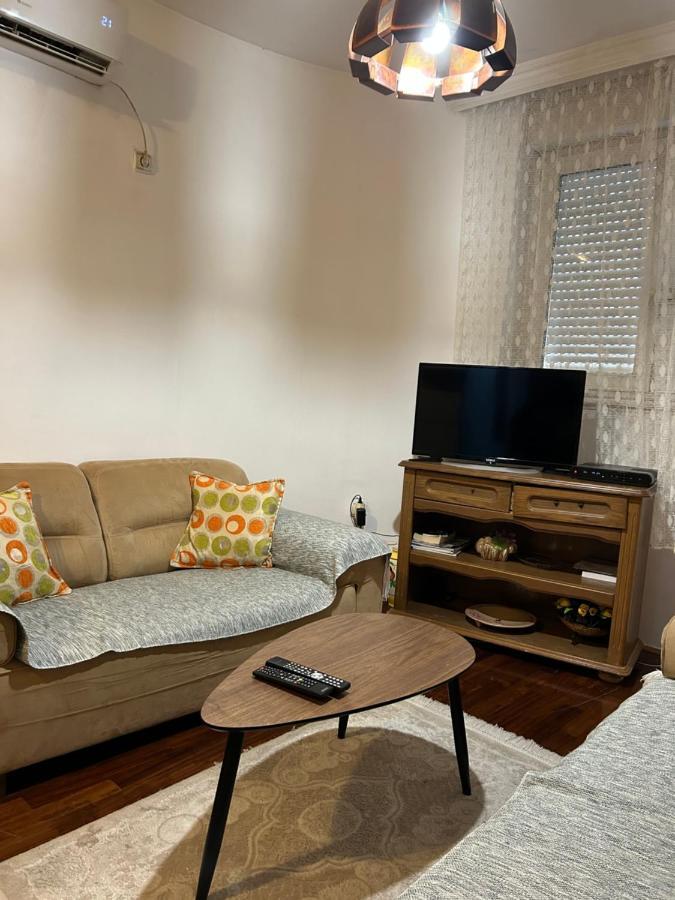 Apartment Sara Podgorica Exteriör bild