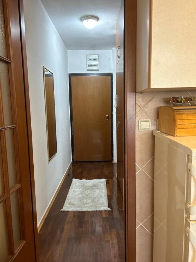 Apartment Sara Podgorica Exteriör bild